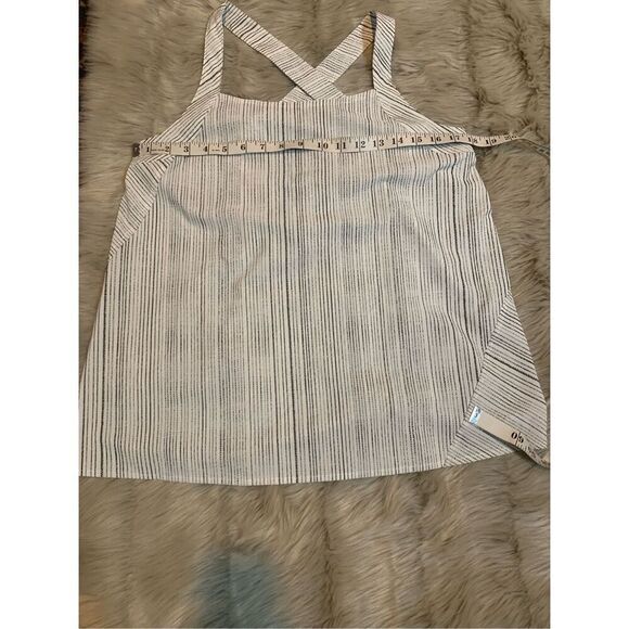 ATHLETA ARRIVAL TANK Size Medium AMARA STRIPE WHITE - Picture 9 of 9